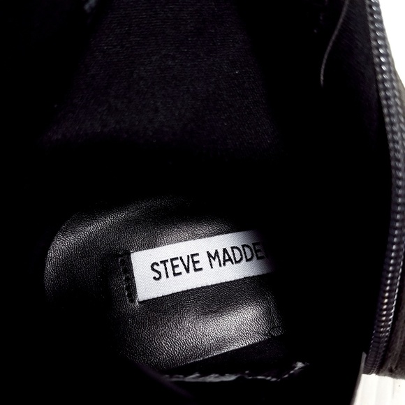 Steve Madden Lolli Gray Suede Ankle Boots - Picture 6 of 7